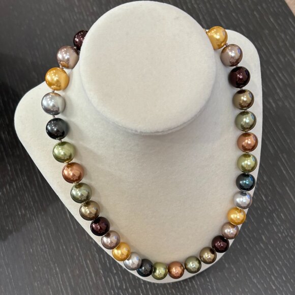 Kenneth Jay Lane Jewelry - Kenneth Jay Lane (KJL) Necklace Faux Multicolor Earth Tone Big Pearl Necklace